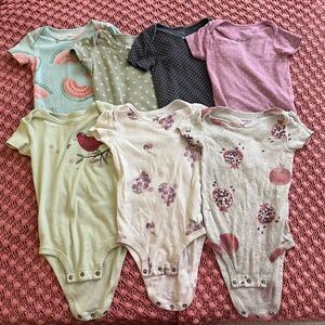 18M short sleeve bodysuits